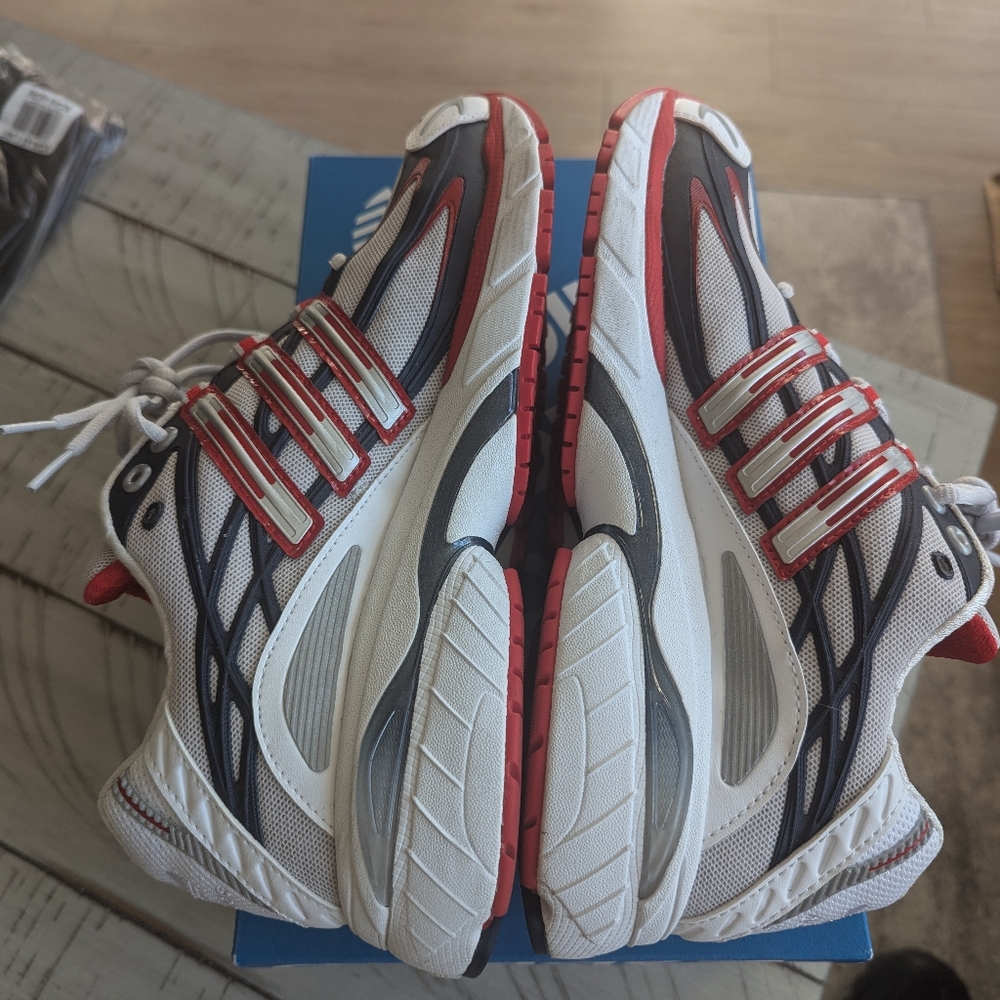 Adidas Adidtar Cushion USA Olympics Men's 7 Women's 8.5 vnds Originals Red White - Picture 8 of 11
